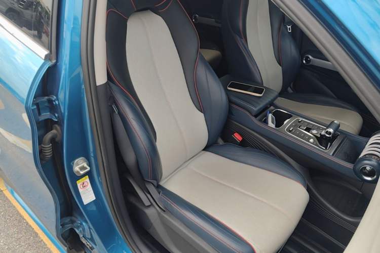 Used BYD Yuan PLUS 2022 430 km Luxury Version Right Front Seat