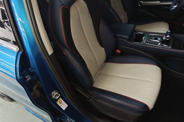 Used BYD Yuan PLUS 2022 510 km Luxury Version Right Front Seat