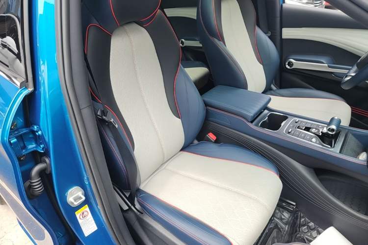 Used BYD Yuan PLUS 2022 510 km Flagship Version Right Front Seat