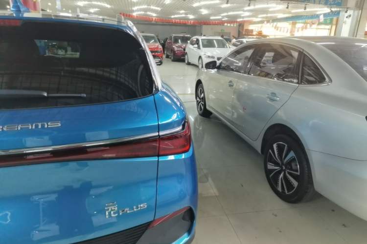 Used BYD Yuan PLUS 2022 510KM Flagship PLUS Right Rear Taillight