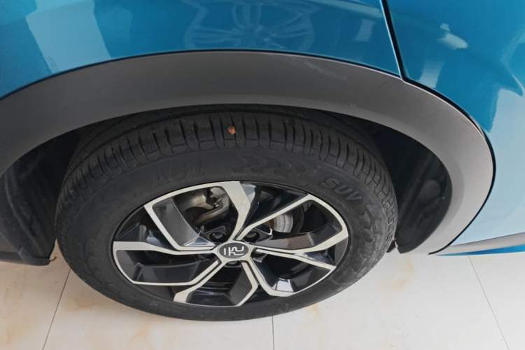 Used BYD Yuan PLUS 2022 430 km Luxury Version Right Rear Wheel Hub