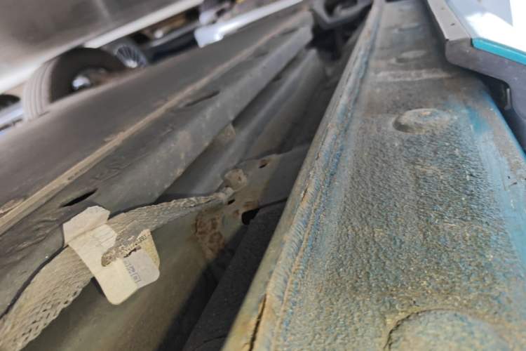 Used BYD Yuan PLUS 2022 430 km Luxury Version Right Side Sill