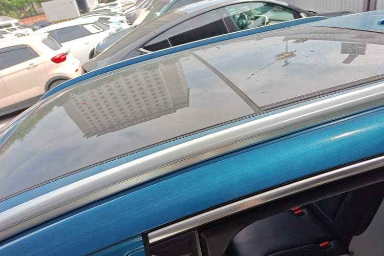 Used BYD Yuan PLUS 2022 510 km Flagship Version Roof