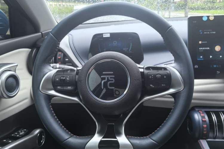 Used BYD Yuan PLUS 2022 510 km Luxury Version Steering Wheel