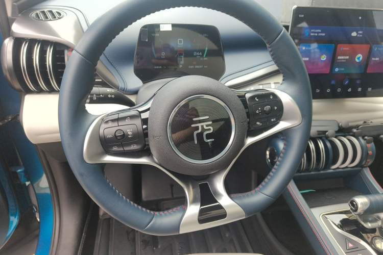 Used BYD Yuan PLUS 2022 510 km Flagship Version Steering Wheel