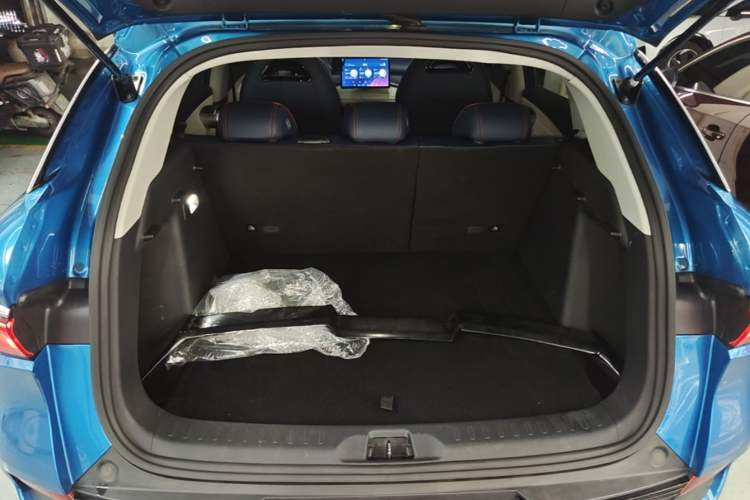 Used BYD Yuan PLUS 2022 510 km Luxury Version Trunk
