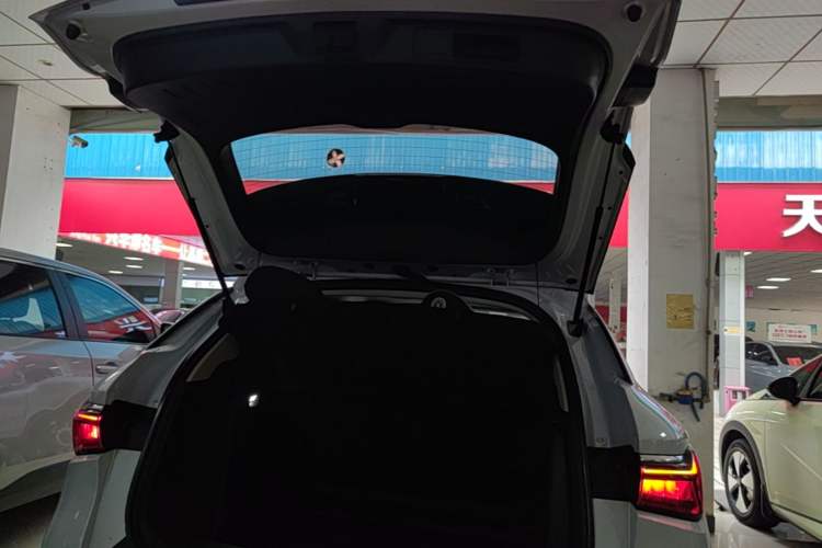 Used BYD Yuan PLUS 2022 430 km Luxury Version Trunk