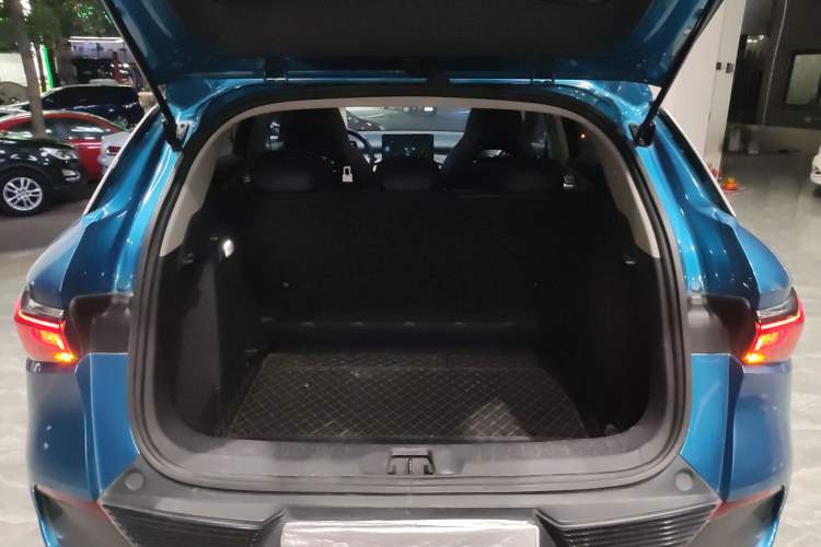 Used BYD Yuan PLUS 2022 510 km Luxury Version Trunk