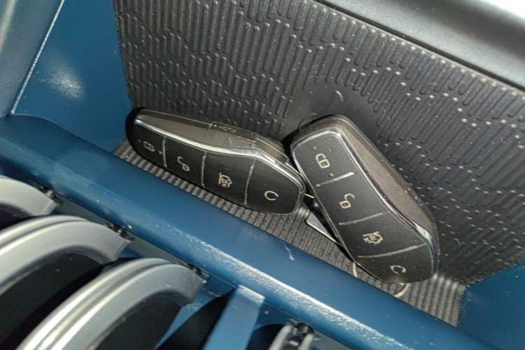 Used BYD Yuan PLUS 2022 430 km Luxury Version Vehicle Key