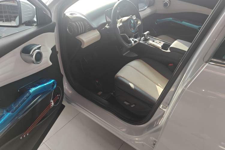 Used BYD Yuan PLUS 2022 510 km Flagship Version Driver Seat