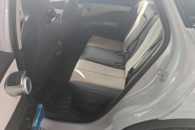 Used BYD Yuan PLUS 2022 510 km Flagship Version Left Rear Seat