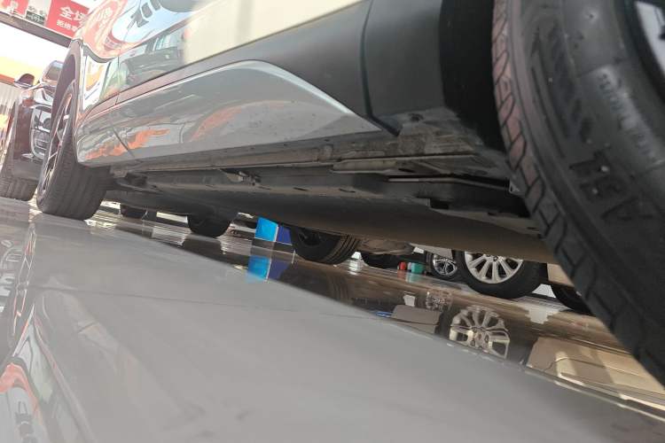Used BYD Yuan PLUS 2022 510 km Flagship Version Right Side Sill