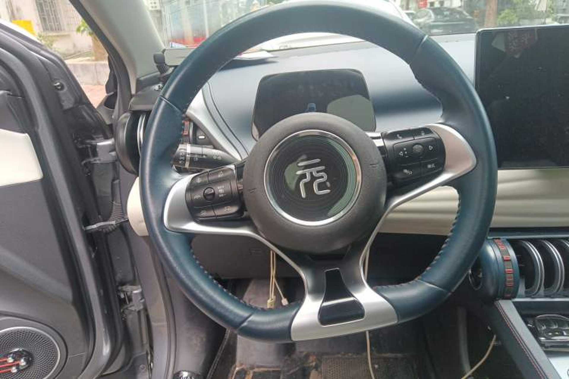 Used BYD Yuan PLUS 2022 430 km Luxury Version Steering Wheel