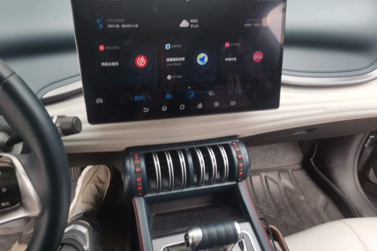 Used BYD Yuan PLUS 2022 510KM Flagship PLUS Audio And AC Panel