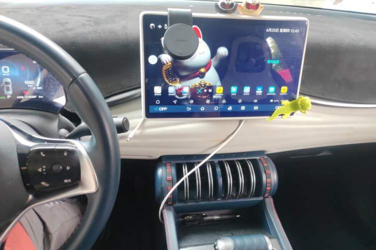 Used BYD Yuan PLUS 2022 430 km Luxury Version Audio And AC Panel