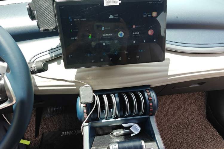 Used BYD Yuan PLUS 2022 510 km Flagship Version Audio And AC Panel