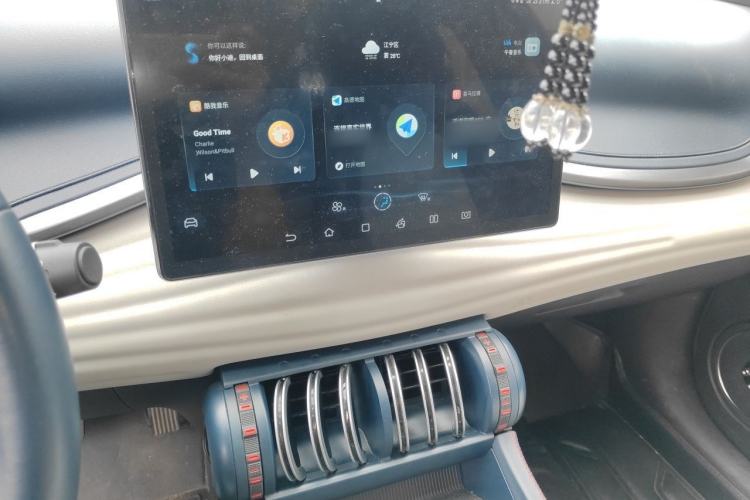 Used BYD Yuan PLUS 2022 430 km Luxury Version Audio And AC Panel