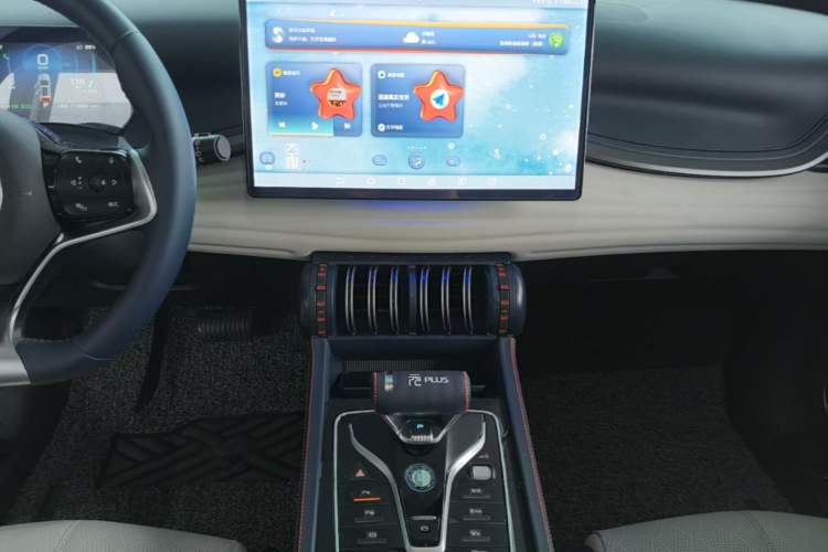 Used BYD Yuan PLUS 2022 510KM Flagship PLUS Audio And AC Panel