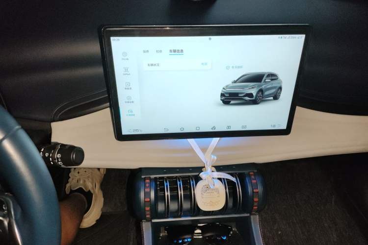 Used BYD Yuan PLUS 2022 510 km Flagship Version Audio And AC Panel