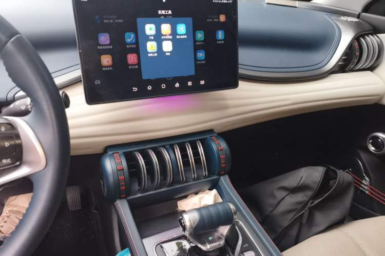 Used BYD Yuan PLUS 2022 510 km Flagship Version Audio And AC Panel