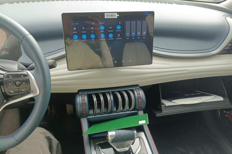 Used BYD Yuan PLUS 2022 510 km Flagship Version Audio And AC Panel