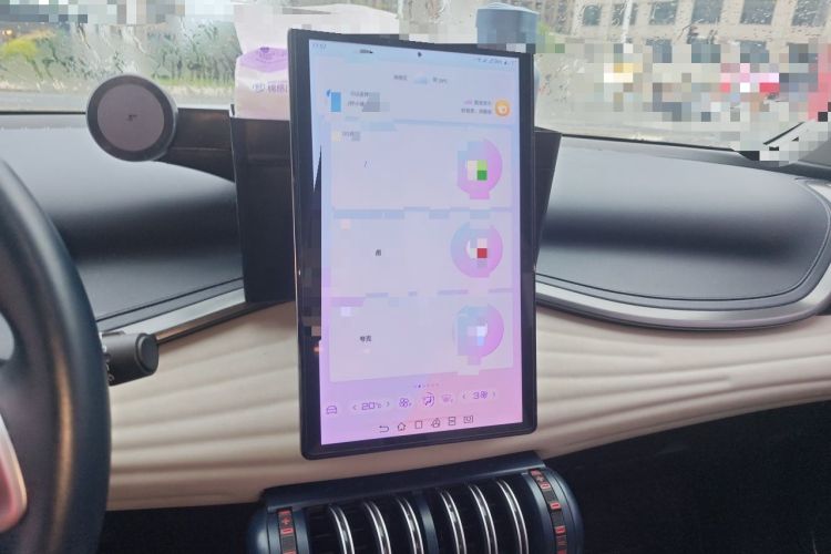 Used BYD Yuan PLUS 2022 430 km Luxury Version Audio And AC Panel
