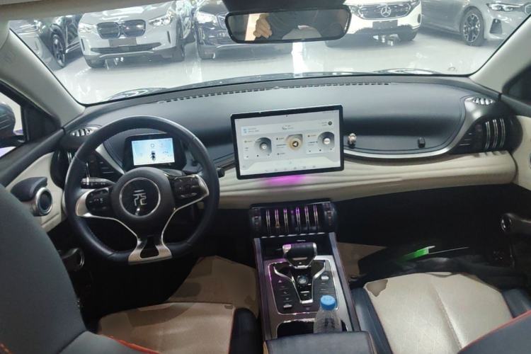Used BYD Yuan PLUS 2022 510 km Flagship Version Center Console