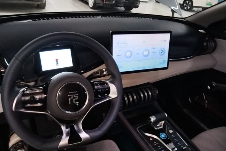 Used BYD Yuan PLUS 2022 510 km Flagship Version Center Console
