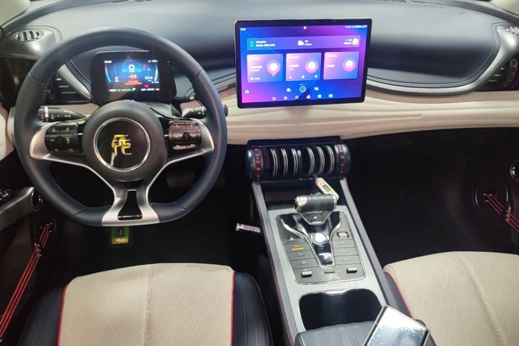 Used BYD Yuan PLUS 2022 510 km Flagship Version Center Console