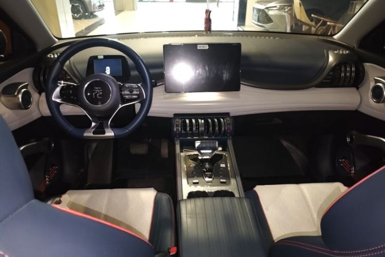 Used BYD Yuan PLUS 2022 430 km Luxury Version Center Console