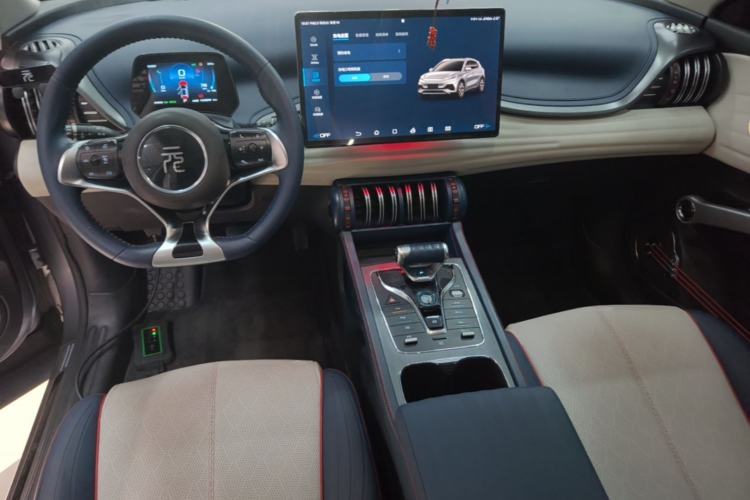 Used BYD Yuan PLUS 2022 510KM Flagship PLUS Center Console