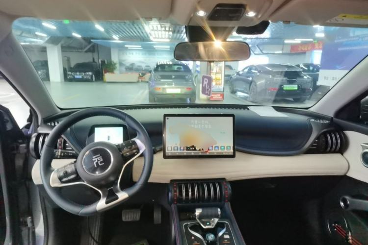 Used BYD Yuan PLUS 2022 510 km Luxury Version Center Console