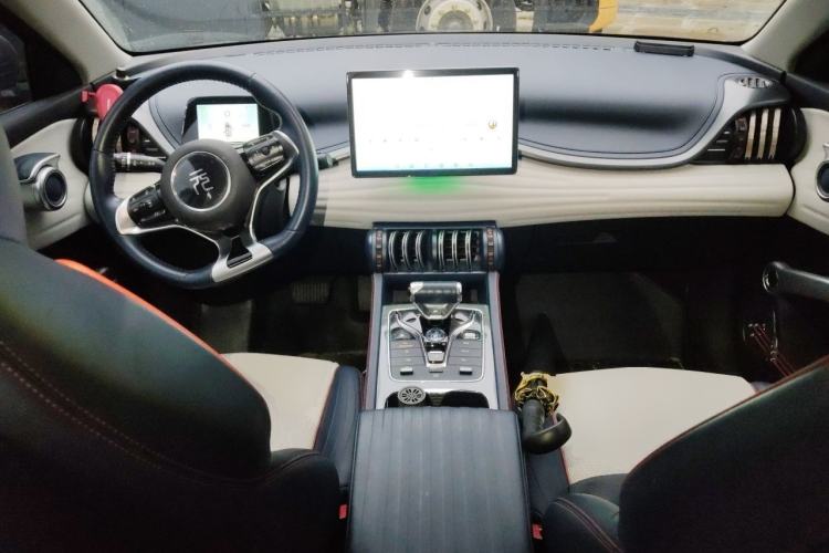 Used BYD Yuan PLUS 2022 430 km Luxury Version Center Console