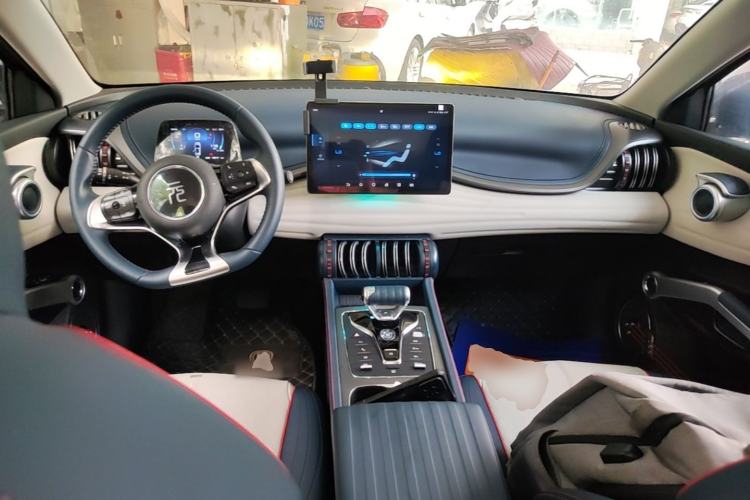 Used BYD Yuan PLUS 2022 510 km Flagship Version Center Console
