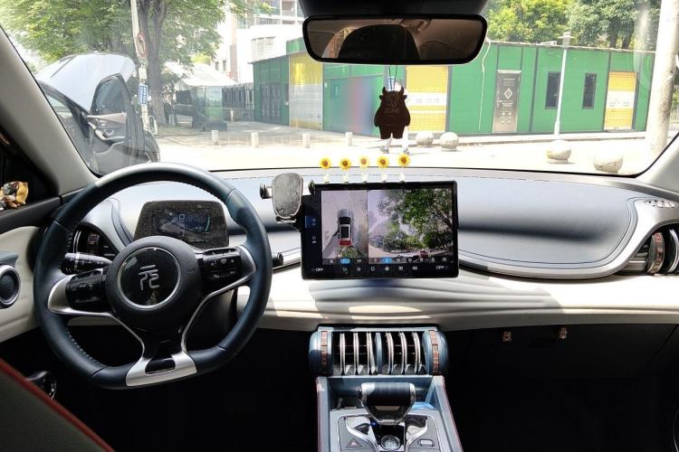 Used BYD Yuan PLUS 2022 510 km Flagship Version Center Console