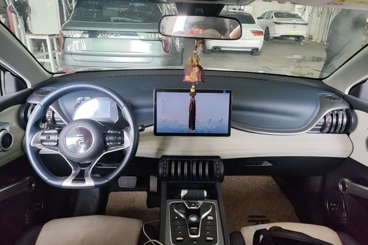 Used BYD Yuan PLUS 2022 430 km Luxury Version Center Console