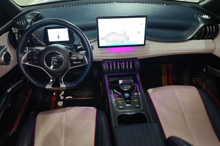 Used BYD Yuan PLUS 2022 510 km Flagship Version Center Console