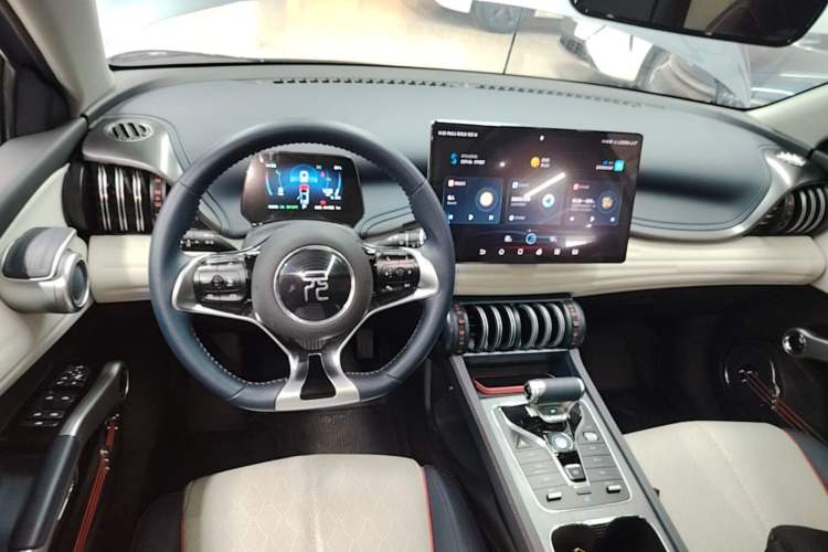 Used BYD Yuan PLUS 2022 510KM Flagship PLUS Center Console