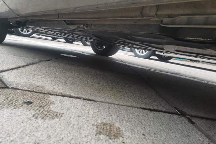 Used BYD Yuan PLUS 2022 510KM Flagship PLUS Chassis Front Right