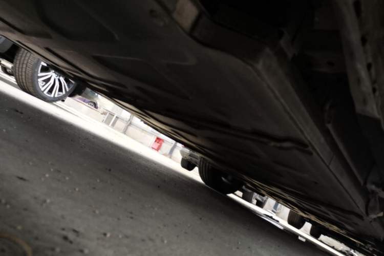 Used BYD Yuan PLUS 2022 510KM Flagship PLUS Chassis Rear Right