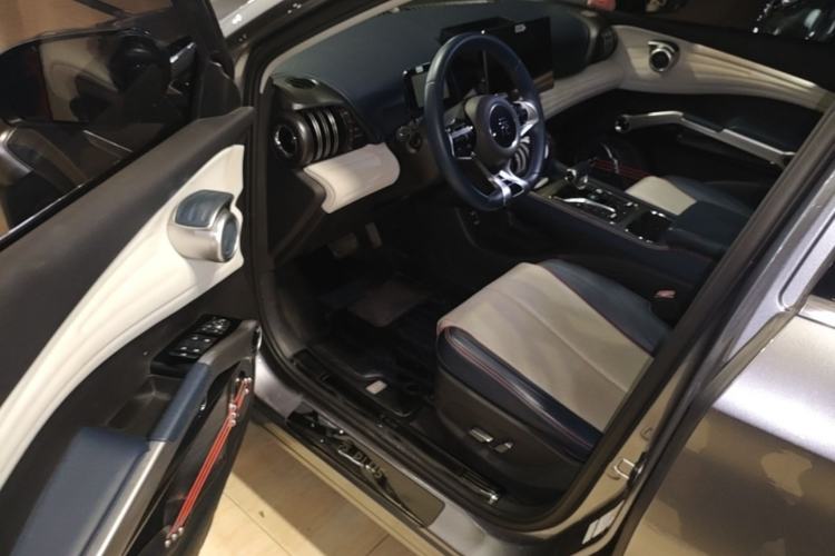 Used BYD Yuan PLUS 2022 430 km Luxury Version Driver Seat