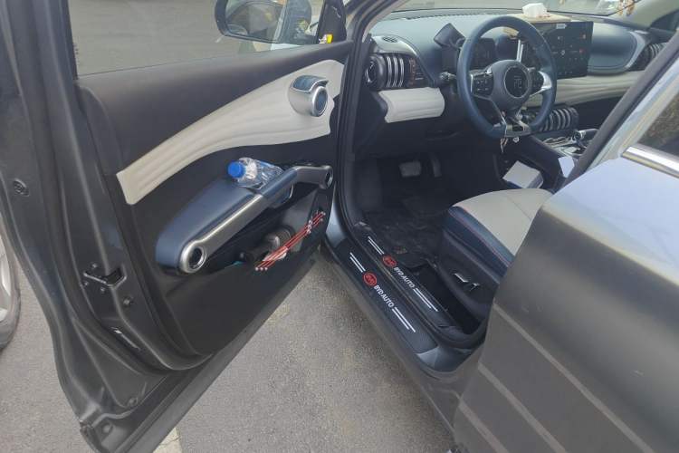 Used BYD Yuan PLUS 2022 510 km Luxury Version Driver Seat