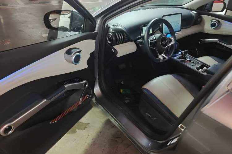 Used BYD Yuan PLUS 2022 510 km Flagship Version Driver Seat