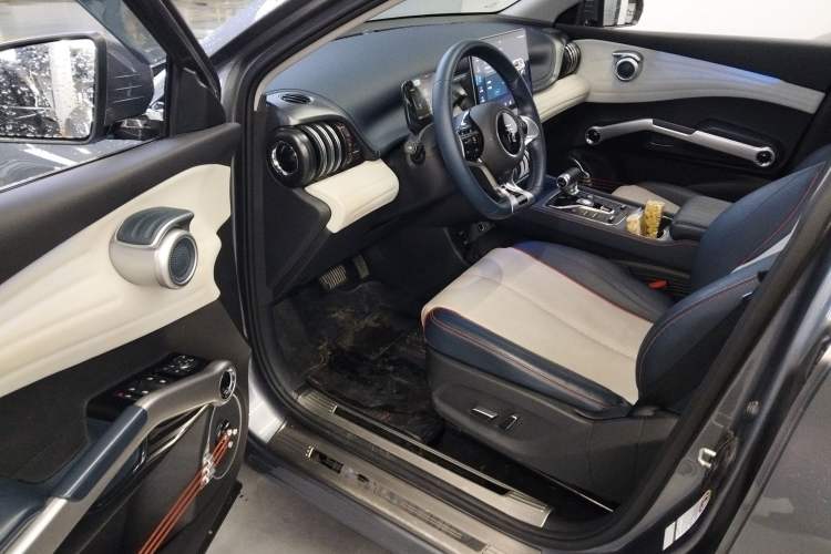 Used BYD Yuan PLUS 2022 510 km Flagship Version Driver Seat