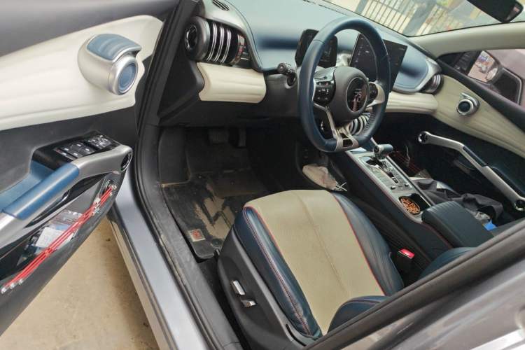 Used BYD Yuan PLUS 2022 430 km Luxury Version Driver Seat