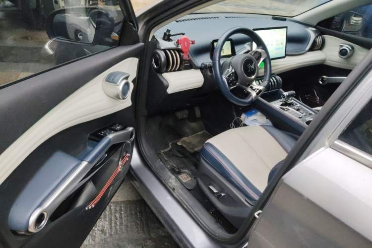 Used BYD Yuan PLUS 2022 430 km Luxury Version Driver Seat