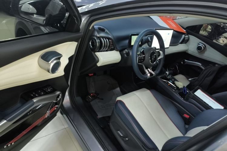 Used BYD Yuan PLUS 2022 430 km Luxury Version Driver Seat