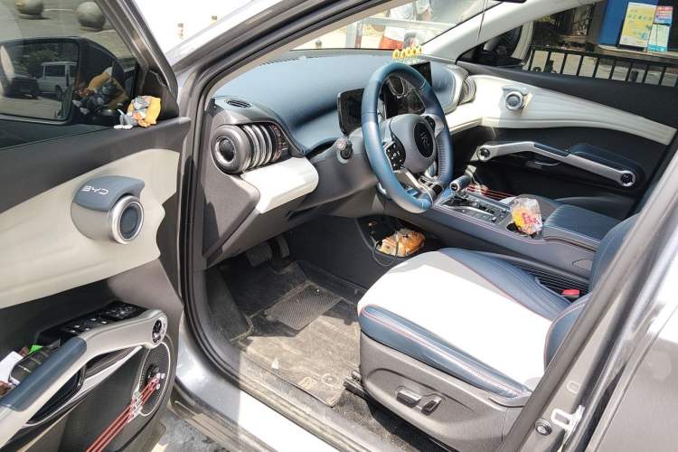 Used BYD Yuan PLUS 2022 510 km Flagship Version Driver Seat