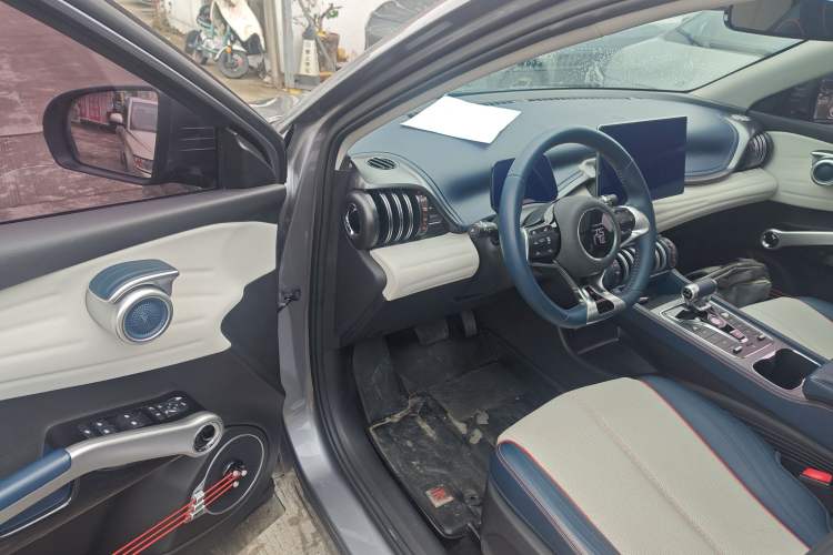 Used BYD Yuan PLUS 2022 510 km Flagship Version Driver Seat