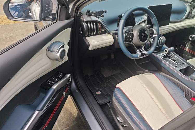 Used BYD Yuan PLUS 2022 430 km Luxury Version Driver Seat